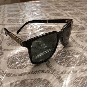Burberry Sunglasses be4181
